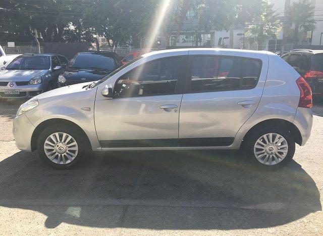 Renault Sandero - Foto 4