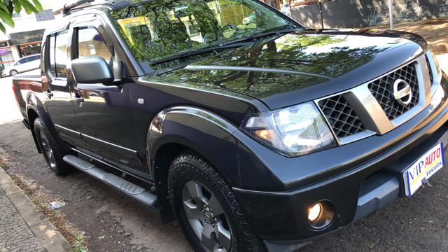 Frontier 2013 attack diesel pneus novos periciada super conservada - Foto 4