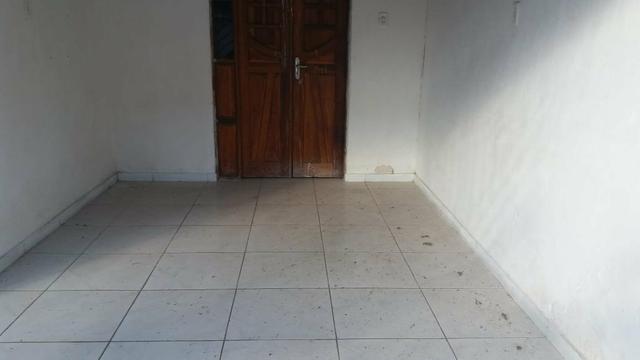 Vende - se casa em Poxim