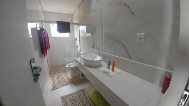 Casa Condominio Fechado, Alto Padrão com 04 Suítes, em Caldas Novas GO - Foto 19