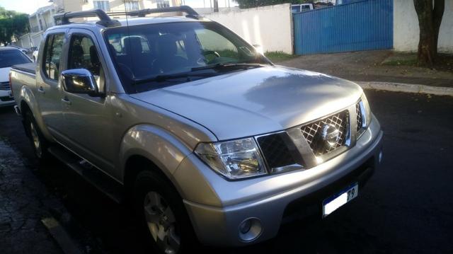 Nissan Frontier LE automática 4X4, diesel, modelo 2012
