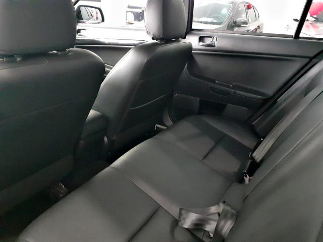 Sua Entrada em até 12x ~ Mitsubishi Lancer 2.0 HL ~ Gasolina ~ Automático ~ Completo - Foto 11