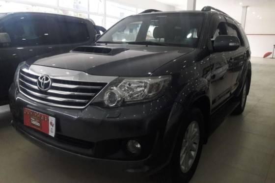 HILUX SW4 2011/2012 3.0 SRV 4X4 7 LUGARES 16V TURBO INTERCOOLER DIESEL 4P AUTOMÁTICO - Foto 16