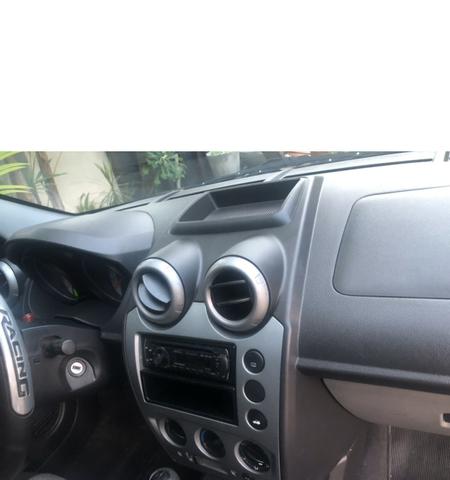 Fiesta sedan 1.6 completo 09/09 - Foto 5