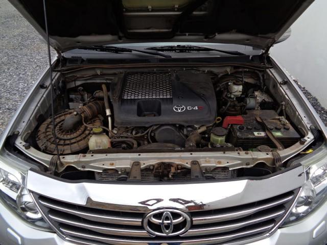 TOYOTA HILUX SW4 3.0 SRV 4X4 16V TURBO INTERCOOLER DIESEL 4P AUT 2015 - Foto 9