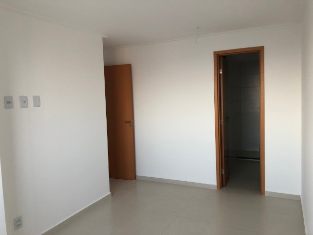 Apartamento com 2 Quartos no Bessa com Área de Lazer Completa - Andar Alto - Foto 8