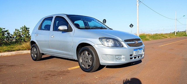 CELTA LT 1.0 2012 COMPLETO