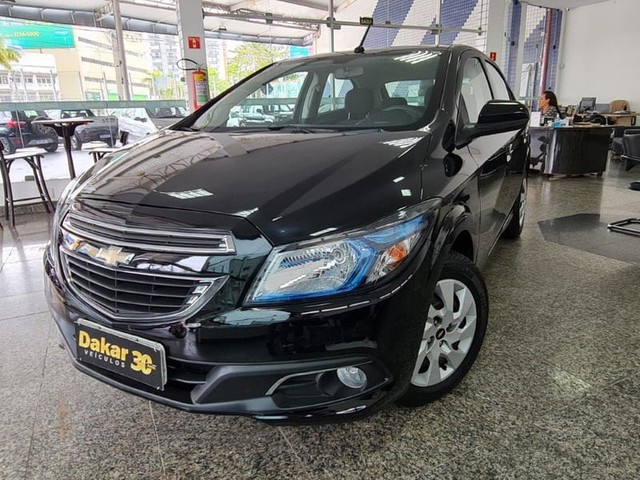 ONIX 1.4 LT 58.000KM 2015 COM MULTIMIDIA