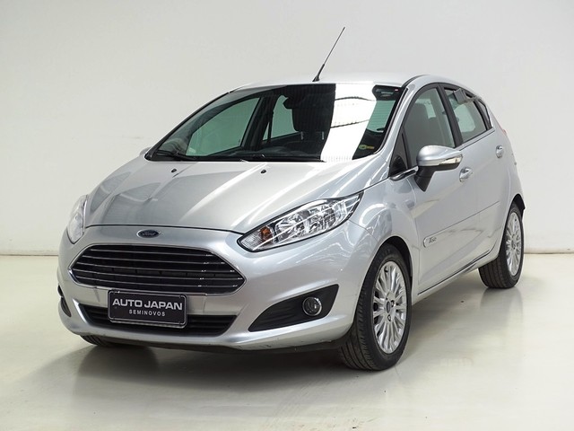 FORD FIESTA 1.6 TITANIUM PLUS HATCH 16V FLEX 4P POWERSHIFT