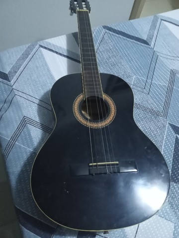vendo violão preto semi novo eletrico menphis ou troco por teclado.