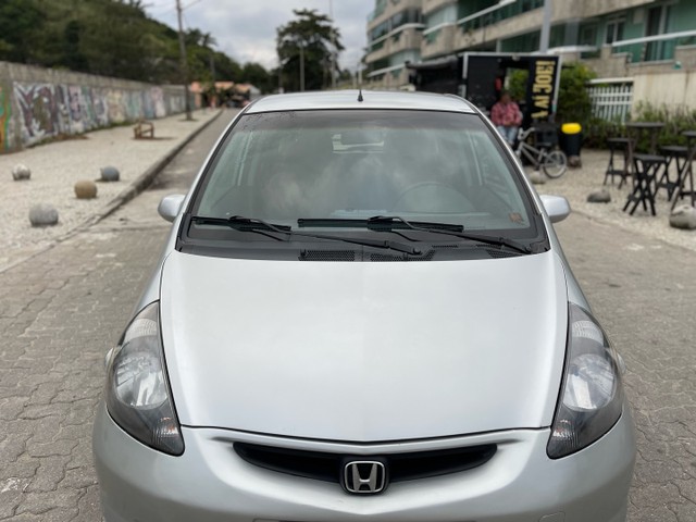  Honda Fit 1.5 automático carro de mulher - Foto 15