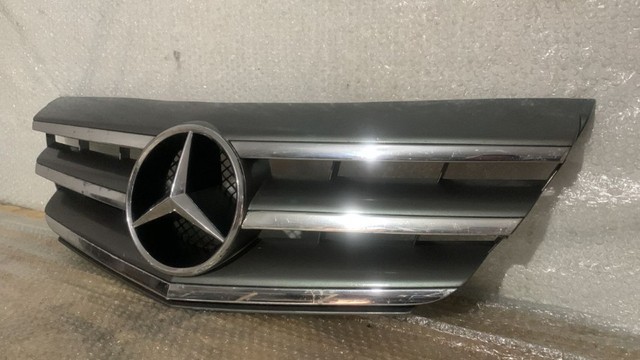 Grade Parachoque Dianteiro Mercedes B180 2011 C/Detalhe - Foto 4