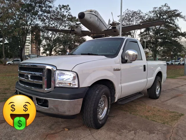 F250 DE BRINQUEDO COM SOM AUTOMOTIVO