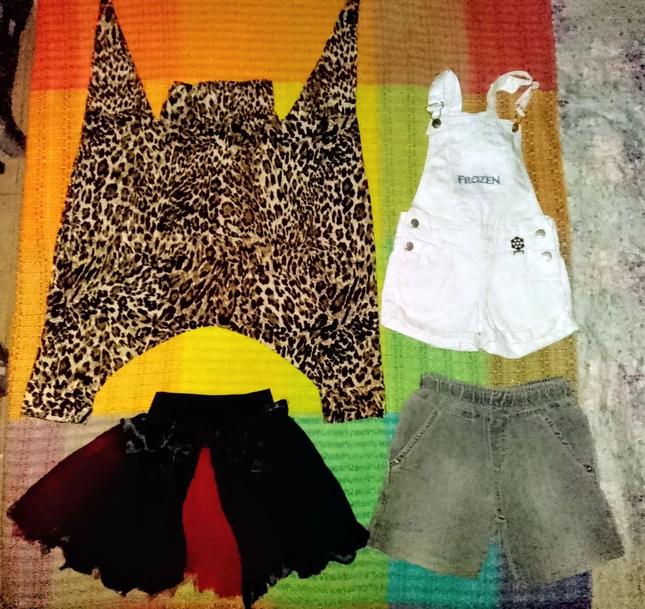 4 PEÇAS FEM. N°4 CRIANÇA. Ler descrição...