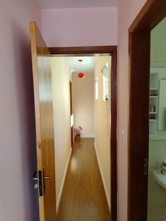 Casa espaçosa com três quartos e suíte no Bairro de Lourdes! - Foto 4