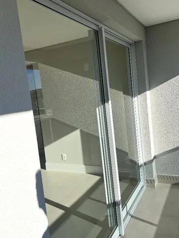 Porta de alumínio com vidro (com 2 folhas) - Foto 3