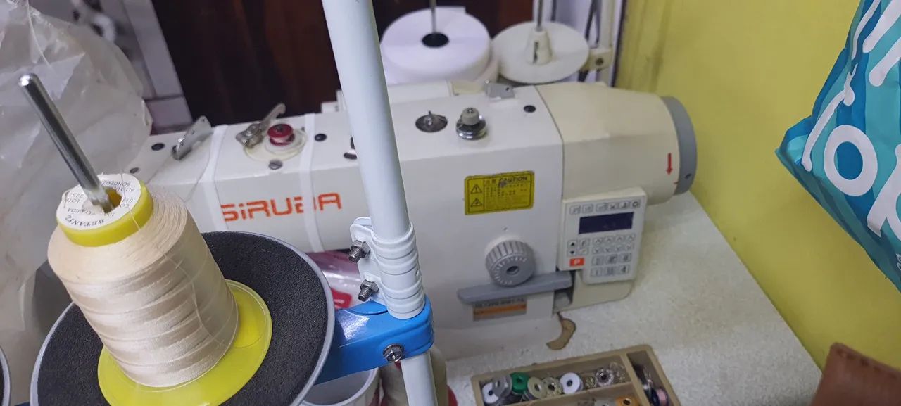 Máquina de Costura Industrial Siruba