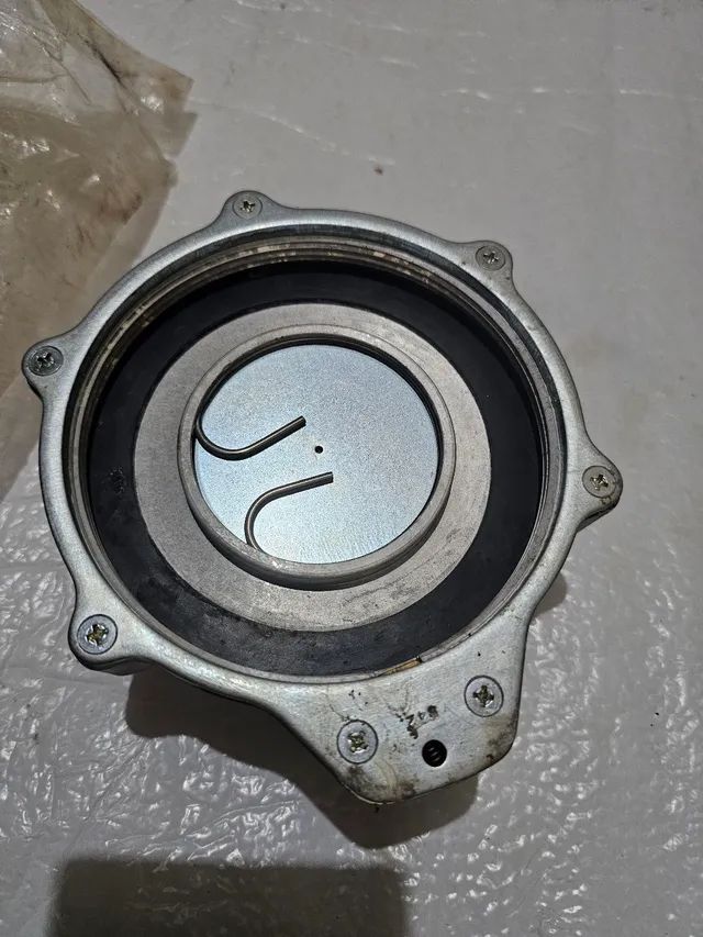 Escavadeira komatsu pc200 pc220 tampa tanque nova original 19M0411220 - Foto 3