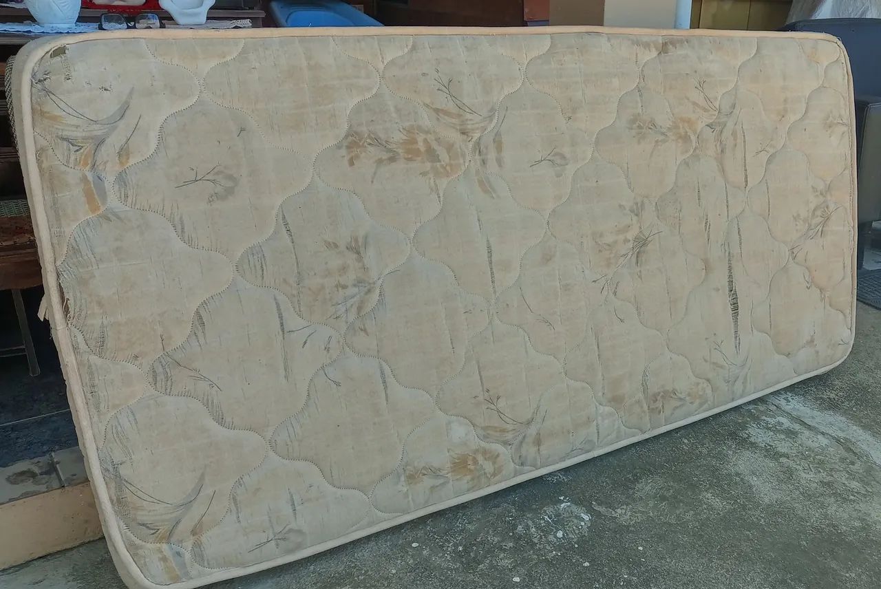 COLCHÃO DE SOLTEIRO  - Foto 2