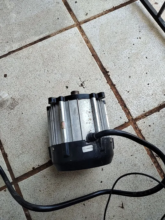 Vendo motor e controlador de 60v/ 72v 1000w