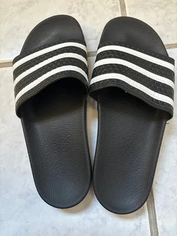 Chinelo Adilette