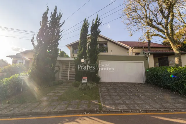Casa comercial de alto padrão no São Lourenço