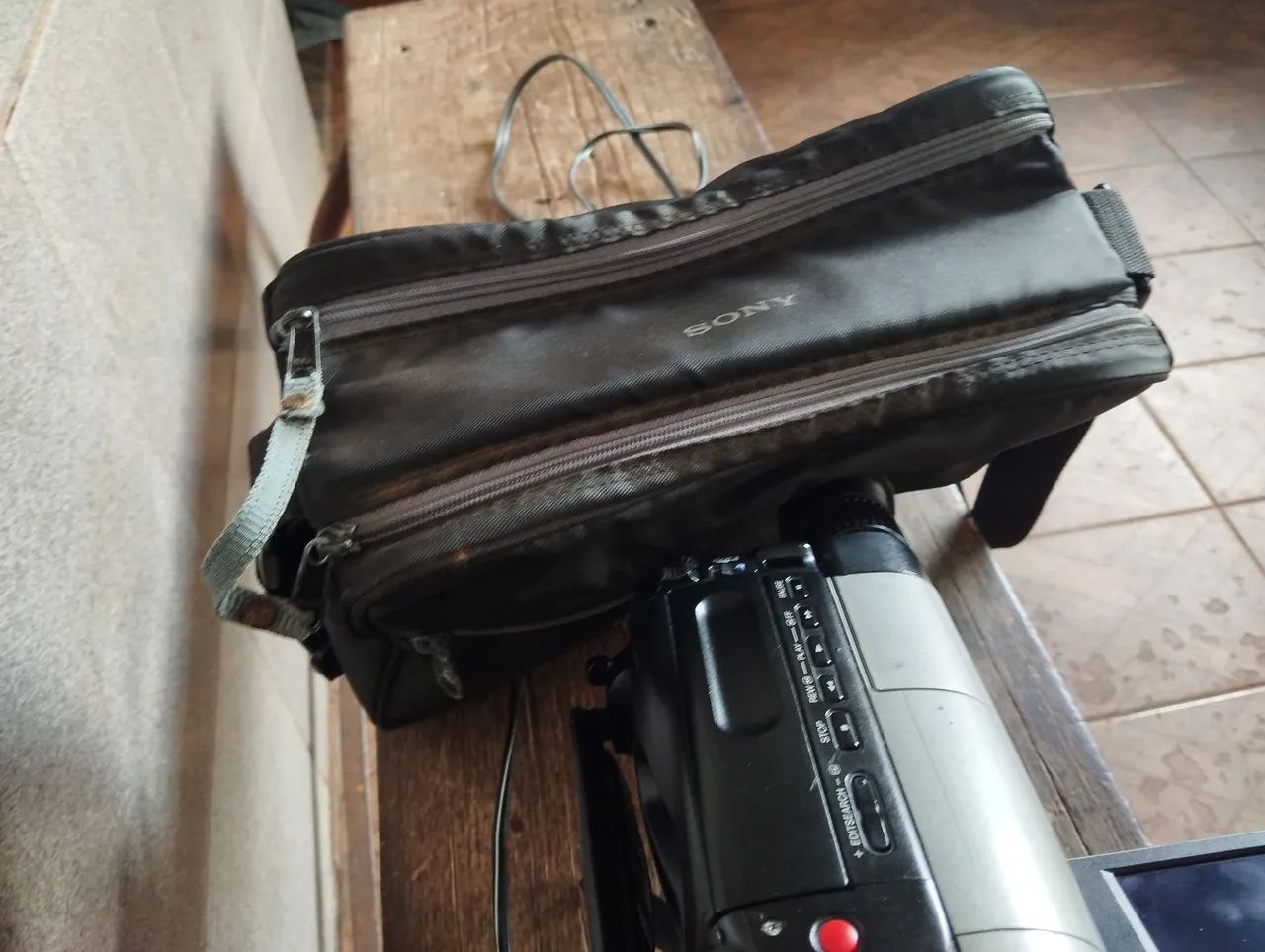 Filmadora Sony Handycam DCR-TRV19E - Foto 2