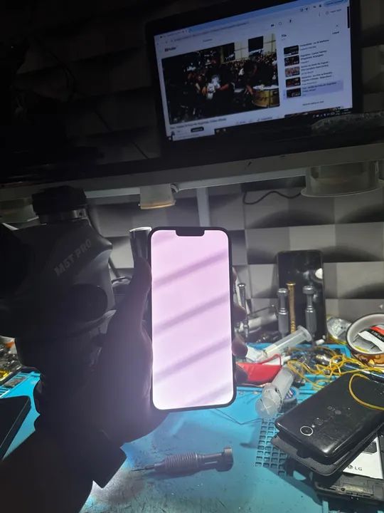 Tela display 13 pro - 13 pro max branca - verde resolvemos 