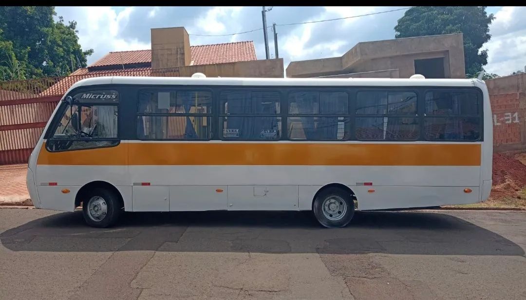 Micro-ônibus 2012 - Foto 3