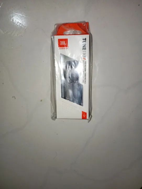 JBL TUNE110 - Fones de Ouvido com Fio