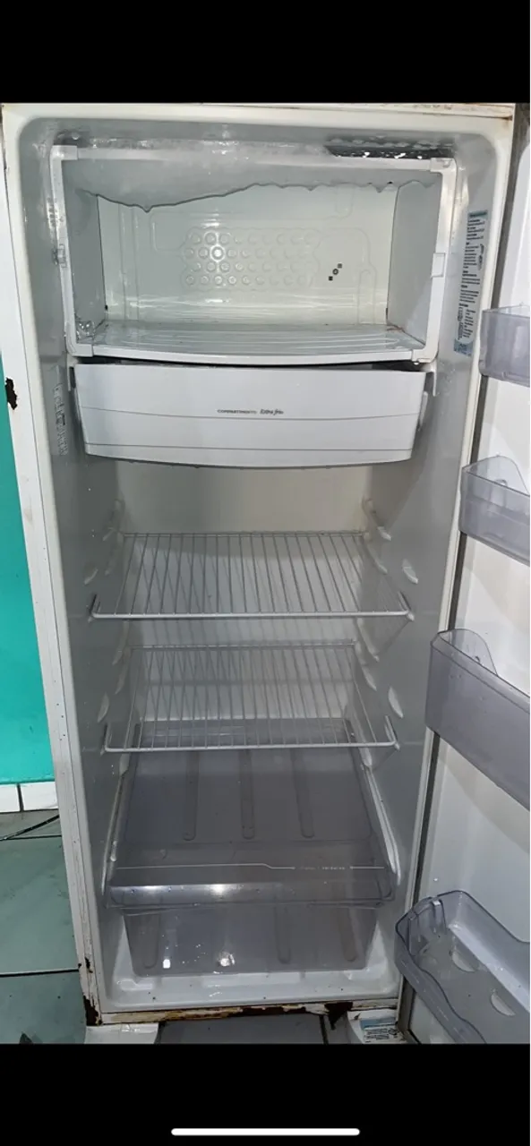 Geladeira usada - funcionando bem
