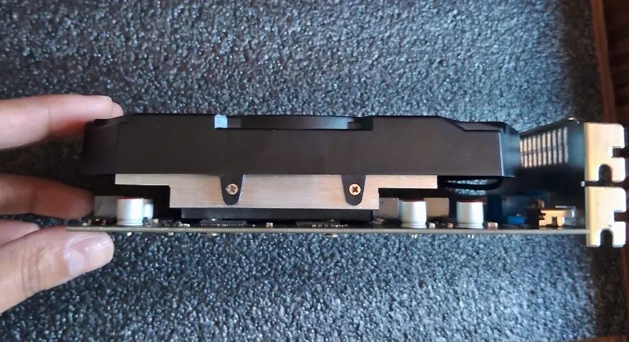 Placa de vídeo AMD Dex Radeon R7 200 Series R7 240 PV-04A 2GB - Foto 5