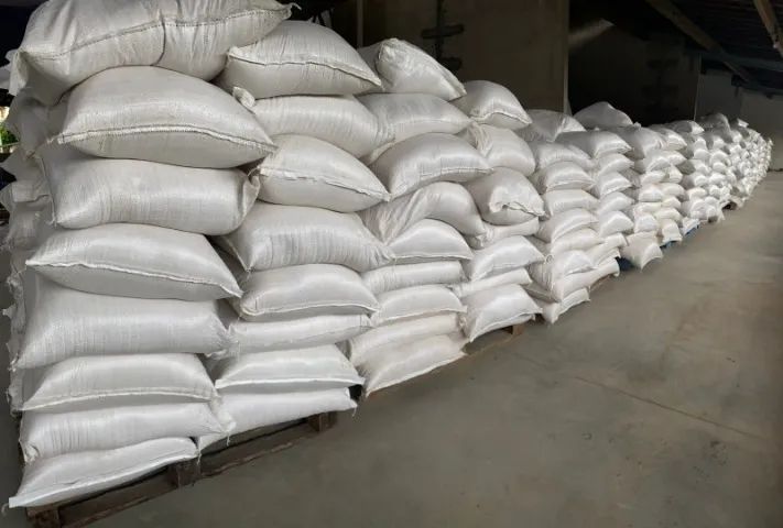 Palha de Arroz - Animais e Jardinagem - Saco 10Kg - Foto 3