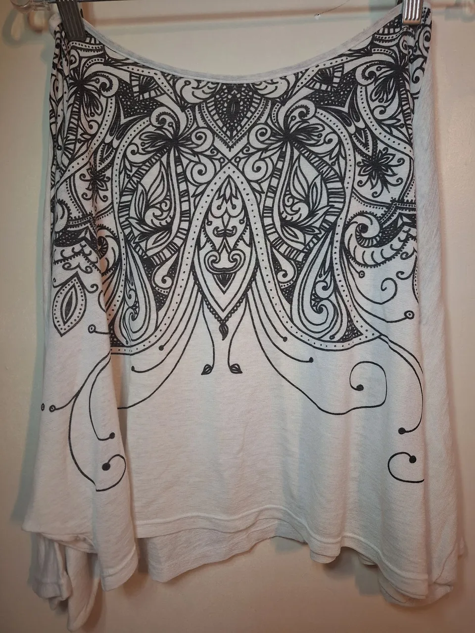 Blusas, vestidos, calças M