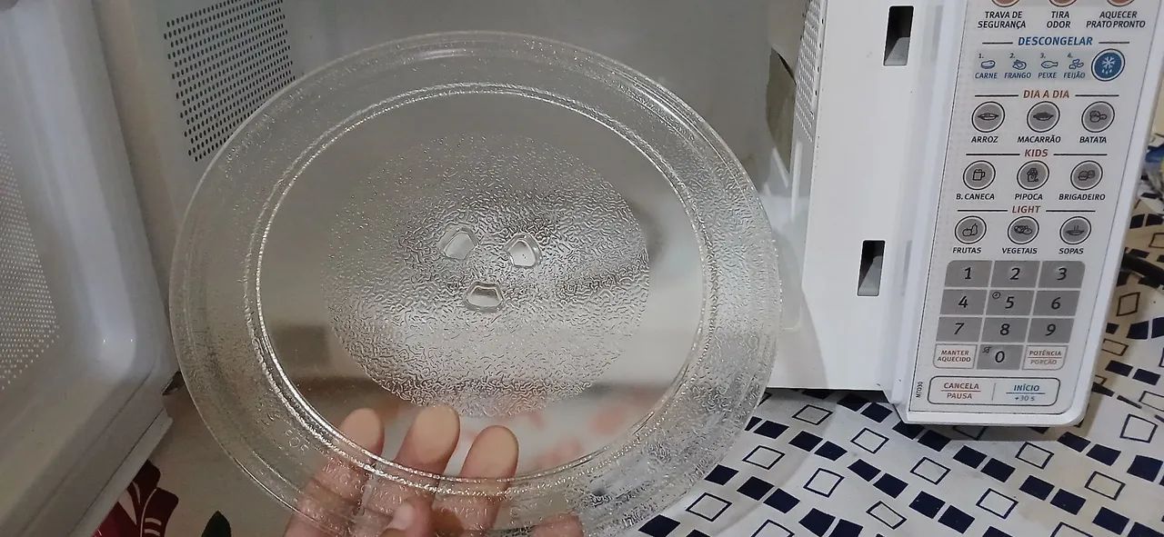 Microondas Electrolux 20 Litros - Foto 5