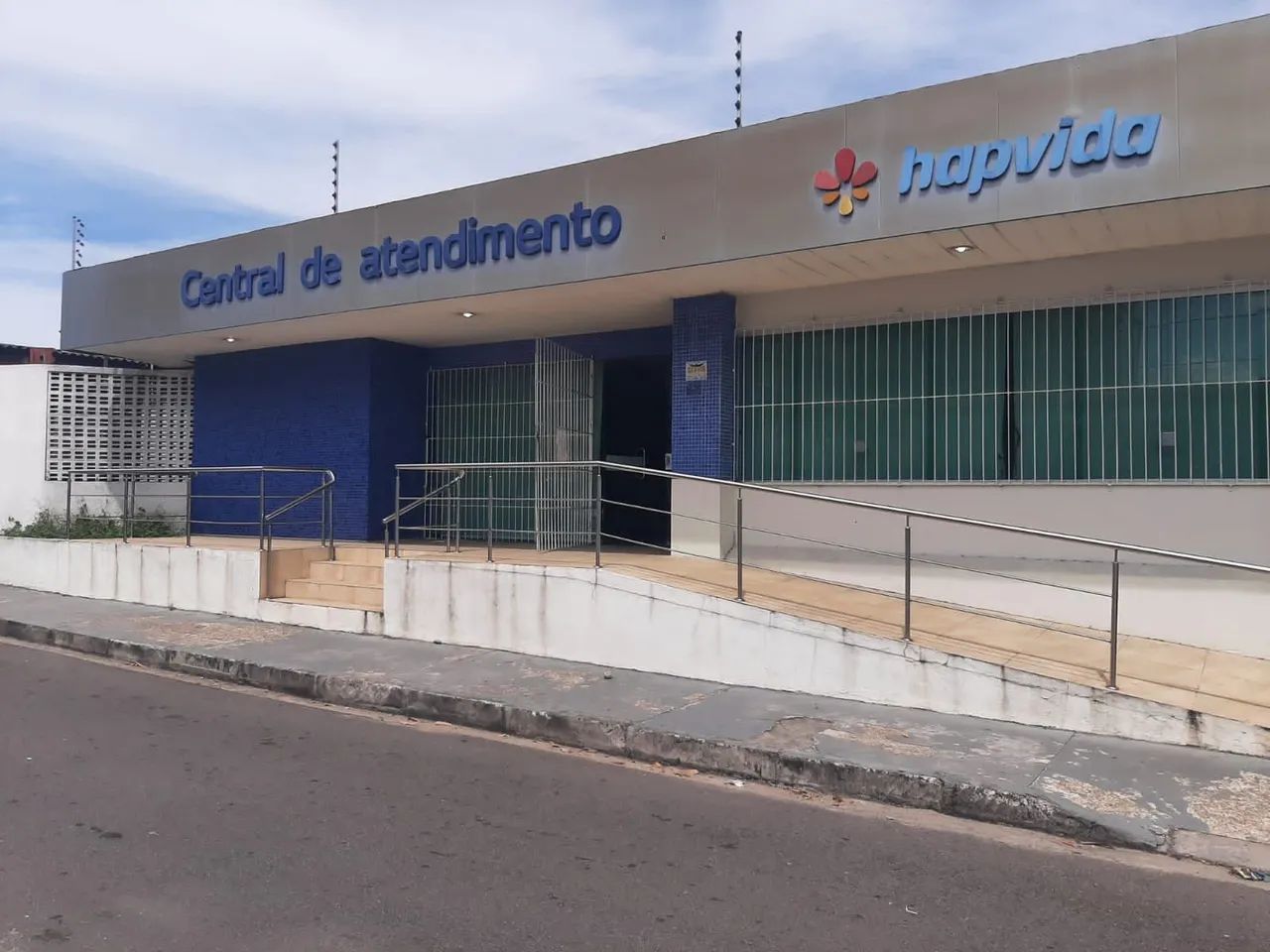 Ponto comercial 1.200m2. João Valeiro/ DJLAMA Batista. Vieralves.