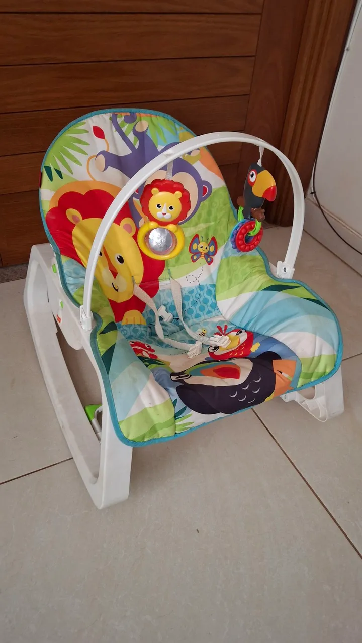 Bouncer Fisher Price Safari - Conforto e Diversão para Bebê