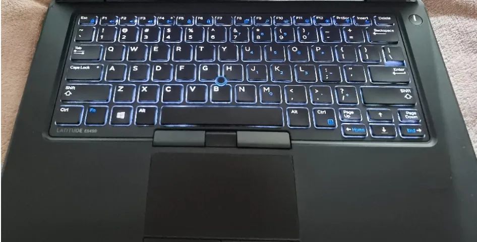 Notebook Dell Latitude - Core i5 5300 2.9Ghz - 8Gb - 120Gb SSD - Tela 14" - Teclado Led - Foto 2