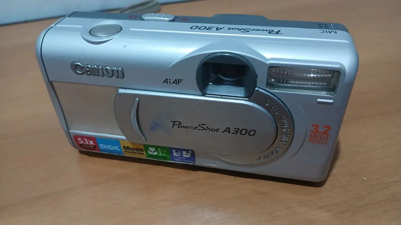 Canon PowerShot A300 Leia