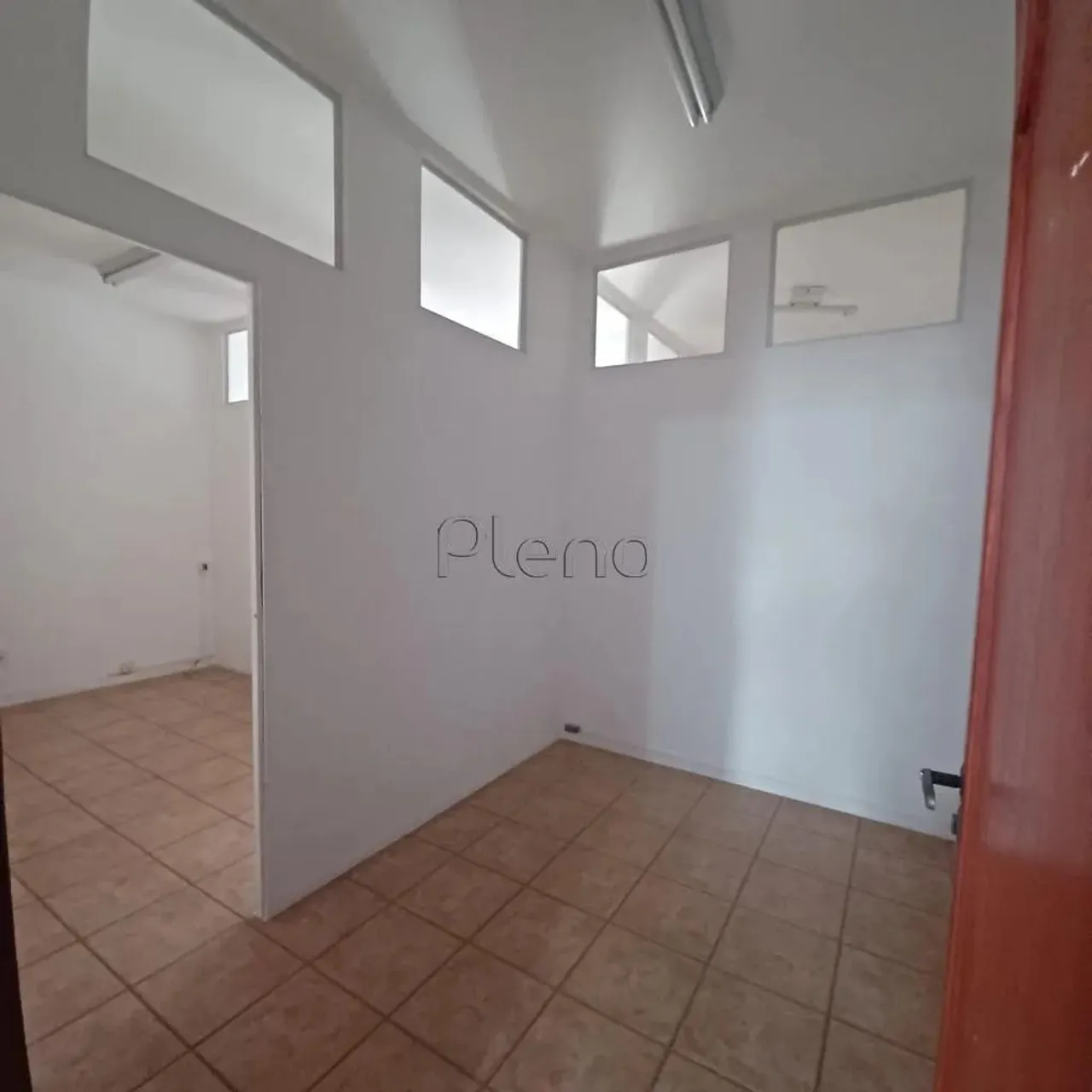 Sala para alugar em Valinhos, Vila Martina, com 50 m²