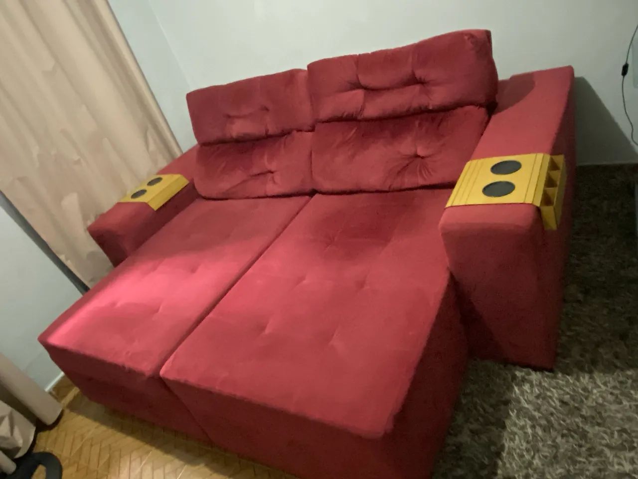 Sofá retrátil reclinável 