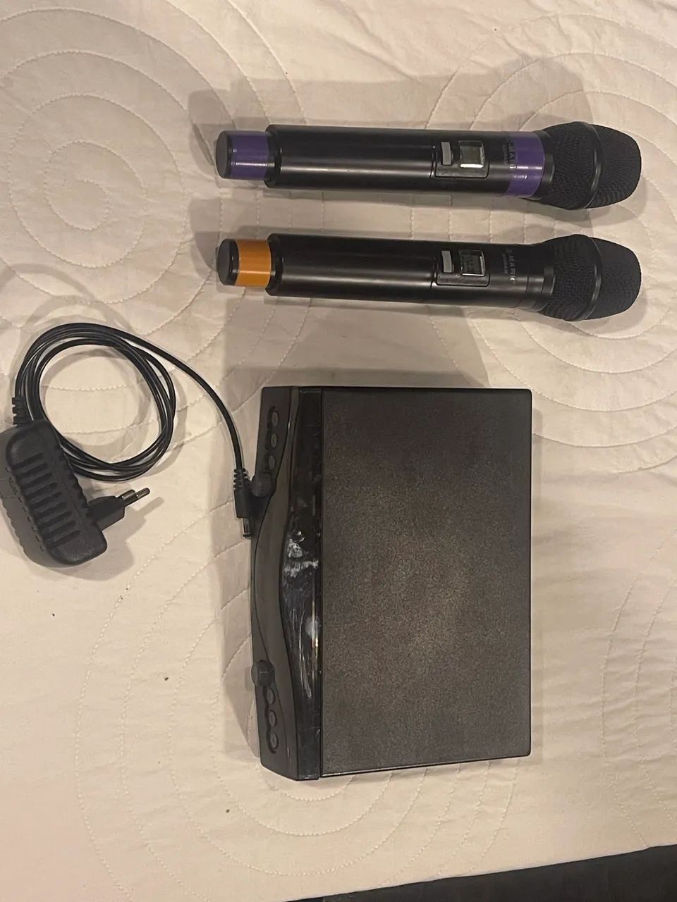 Microfone sem fio duplo UHF profissional 