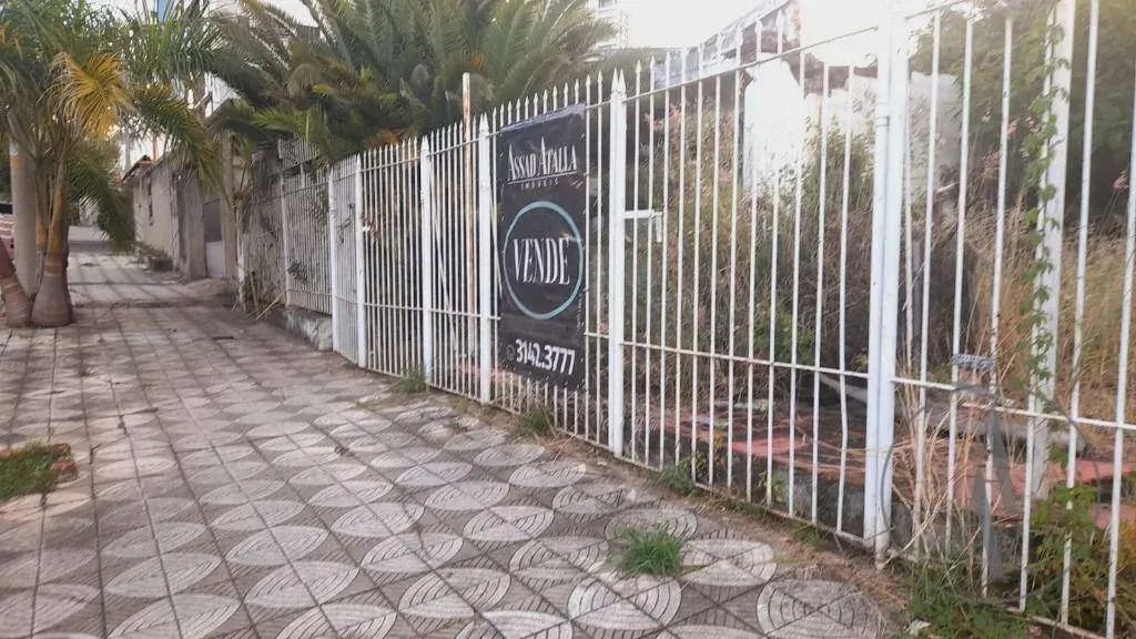 Área à venda - Jardim Faculdade