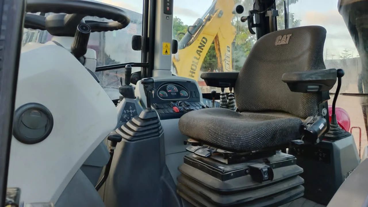 Retro caterpillar 416F2 ano 2018 - Foto 4