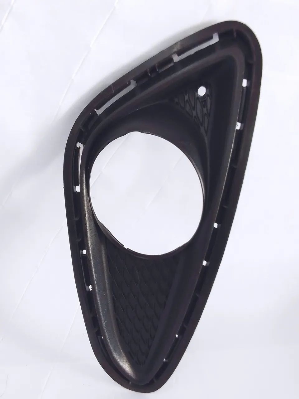 Grade Farol De Milha Dir Hyundai Hb20 Hatch 1.6 2013/2018 - Foto 9