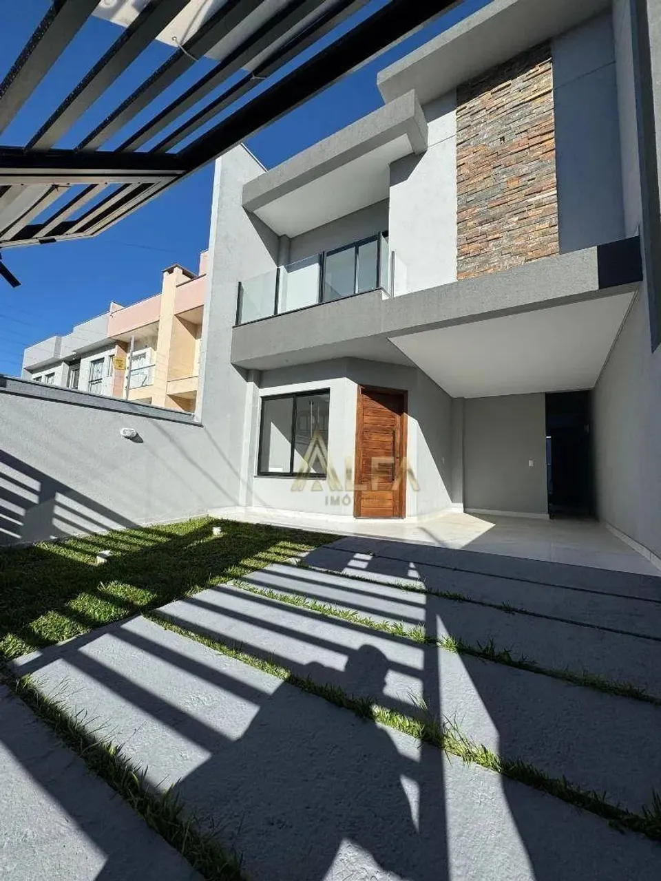 Sobrado à venda, 116 m² por R$ 882.740,00 - Itacolomi - Balneário Piçarras/SC