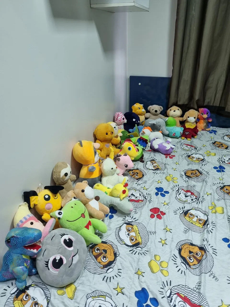 Lote de 32 Pelúcias Diversas 300 reais tudo ou 10 reais a unidade