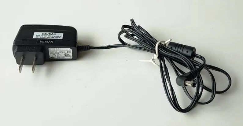 Fonte de Alimentação 5V - Marca Dynex (Modelo DSC6PFA-05) - Usado - Funcionando - Foto 3