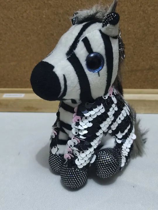 Chaveiro de Zebra - Linha Fada Bela (12 cm) - Foto 3