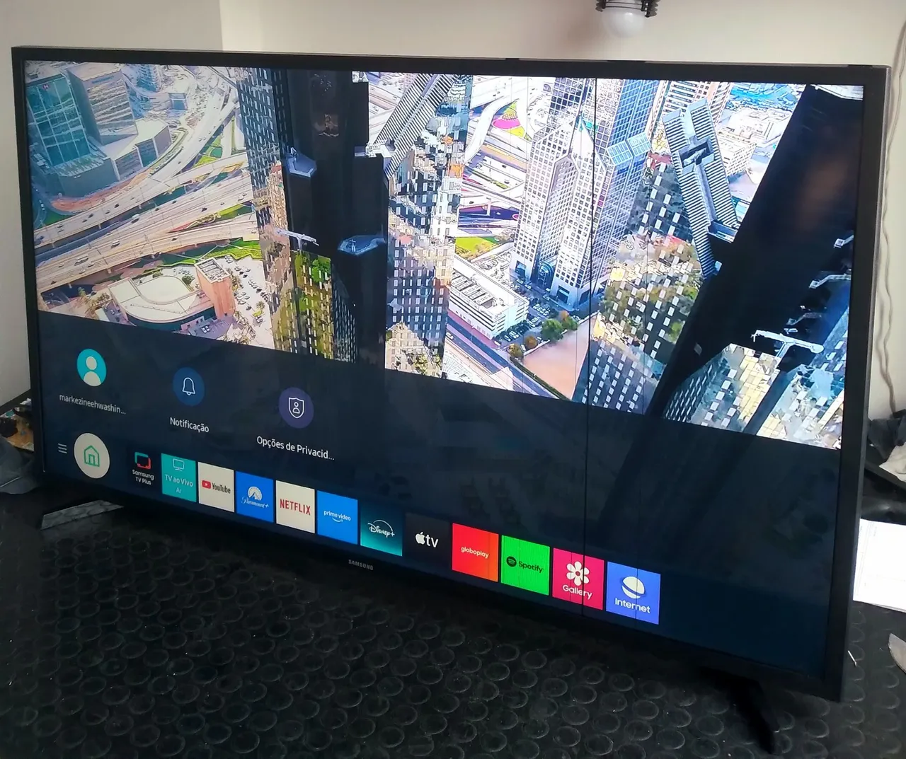 TV Samsung 43 Smart HDR.